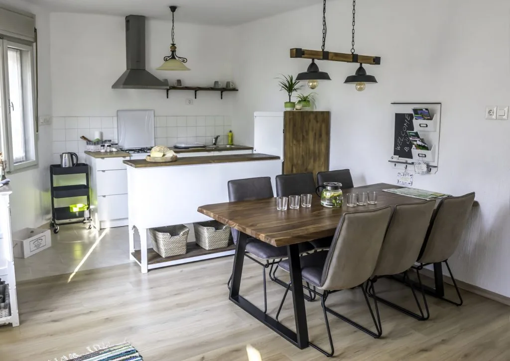 A table for 6 in a living room in an appartment in Bovec.